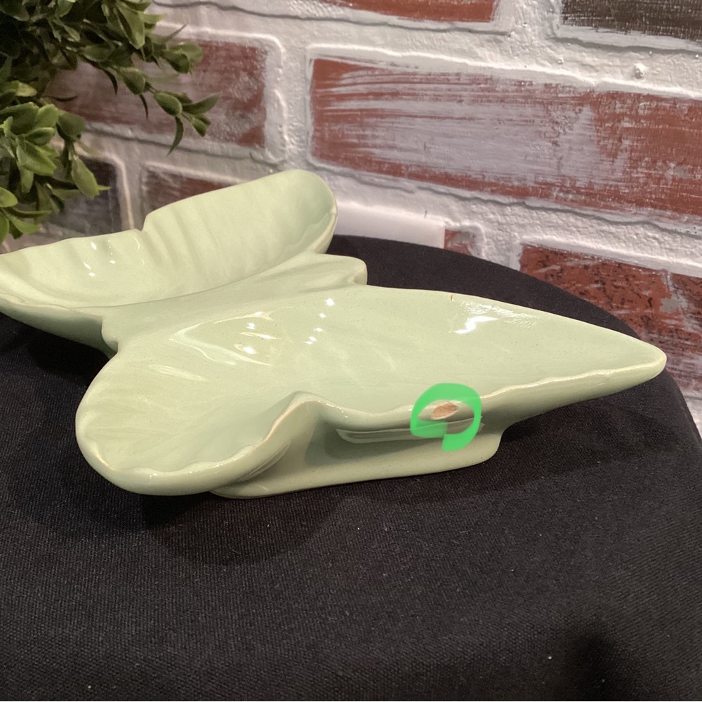 🟢 Vintage Soft Green Butterfly Ashtray - Ceramic Crafted - Many Uses - Unique - Picture 10 of 11